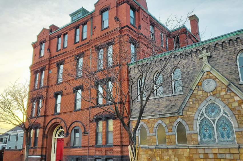 Rose on Sixth Street